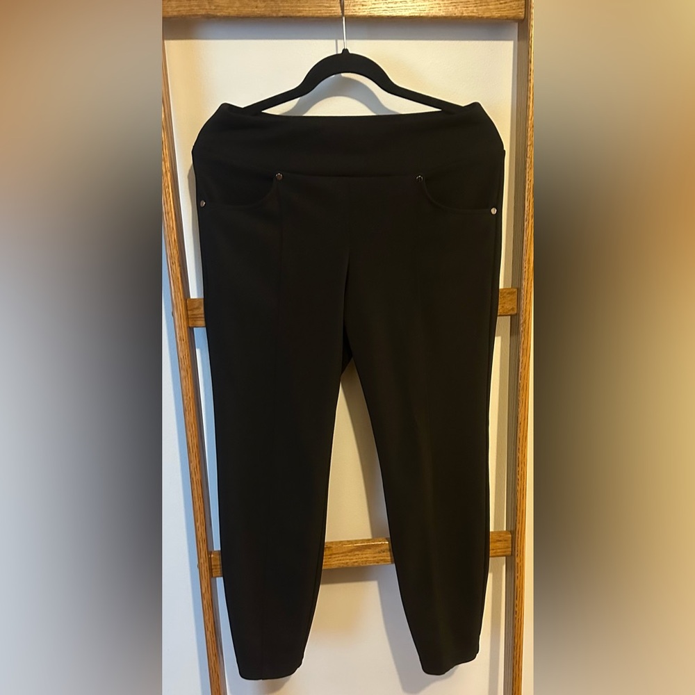 Soho Black Dress Pants With Pockets